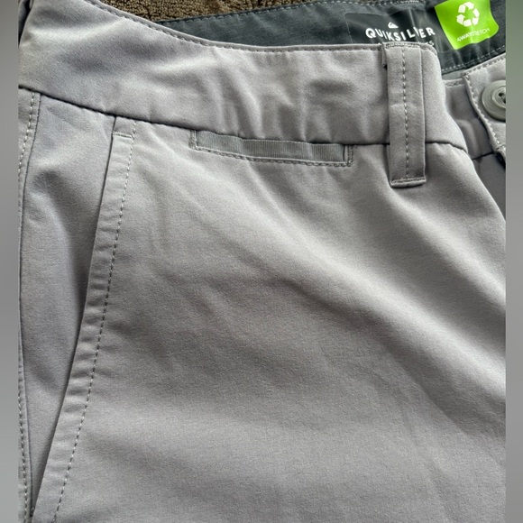 Quicksilver amphibian 4 way stretch shorts - Picture 5 of 6